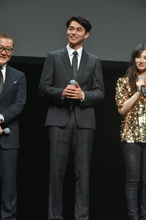 映画『パンク侍、斬られて候』完成披露舞台挨拶イベントに登壇した東出昌大