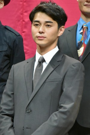 映画『パンク侍、斬られて候』完成披露舞台挨拶イベントに登壇した東出昌大