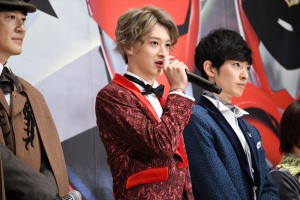 『快盗戦隊ルパンレンジャーVS警察戦隊パトレンジャー en film』製作発表会見に登場した伊藤あさひ