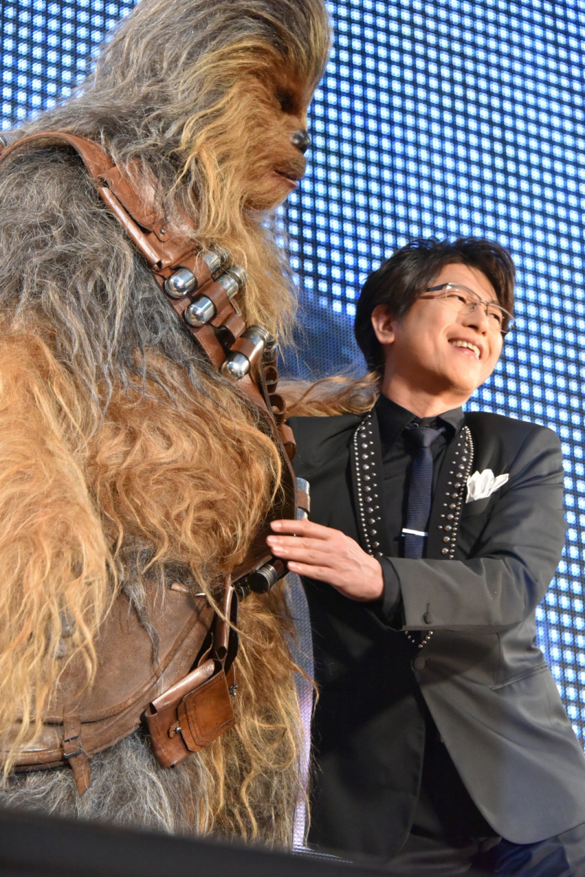 『ハン・ソロ』主演オールデン、ミレニアム・ファルコン号は「最高」