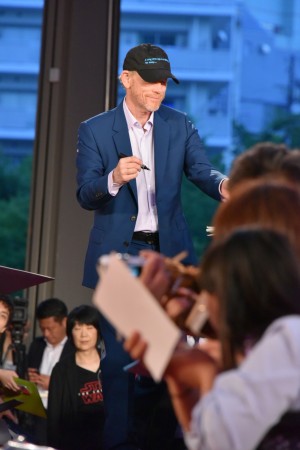 『ハン・ソロ／スター・ウォーズ・ストーリー』 ジャパン・プレミアに登場したロン・ハワード監督