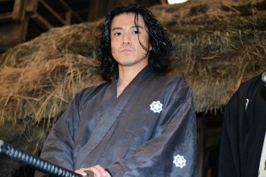 大河ドラマ『西郷どん』新たな出演者発表＆スタジオ取材会に登場した小栗旬