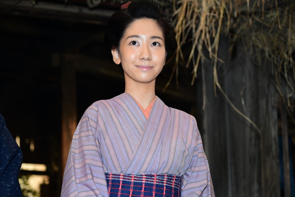 小栗旬が演じる坂本龍馬　鈴木亮平が「海上がりのサーファー」といじる