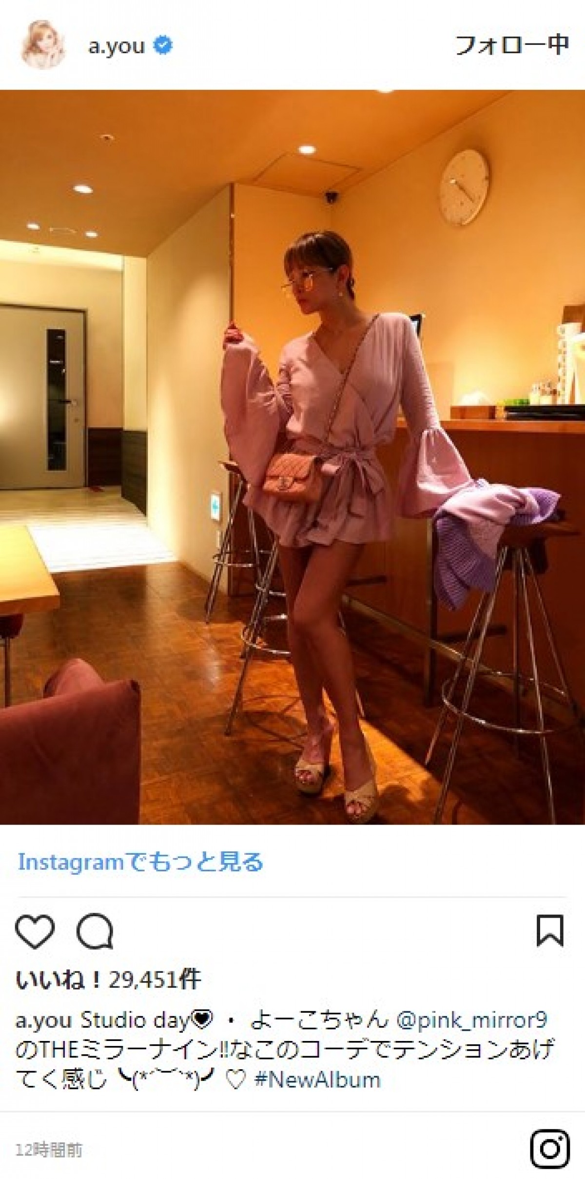 浜崎あゆみ、谷間くっきりのセクシーショットを披露！