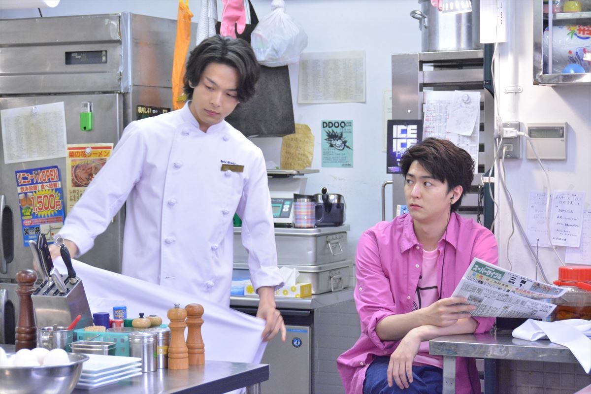 “エグハル”浜辺美波＆中村倫也、そろって『崖ホテ』クランクアップ