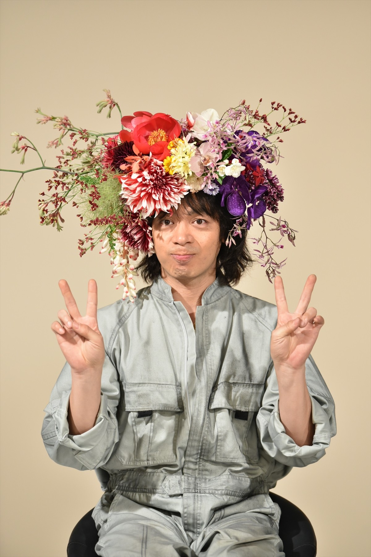 石原さとみが峯田和伸の頭で生け花!?『高嶺の花』ポスター解禁