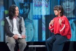 NHK『SONGSスペシャル 宇多田ヒカル』に出演した宇多田ヒカル（右）と又吉直樹（左）