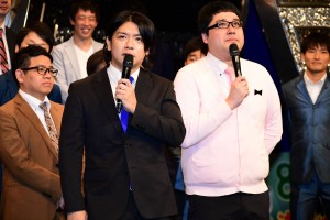 「M‐1グランプリ2018」開催会見に出席したマヂカルラブリーの野田クリスタル（左）と村上（右）