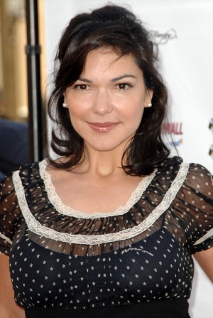 ローラ・ハリング