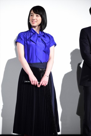 映画『焼肉ドラゴン』初日舞台挨拶に登壇した桜庭ななみ