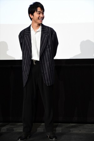 佐藤寛太、映画『わたしに××しなさい！』初日舞台挨拶に登壇