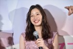 足立梨花、映画『キスできる餃子』公開記念舞台挨拶に登壇