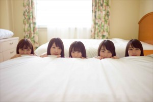 乃木坂46、写真集が13万部を突破　未公開アザーカット解禁