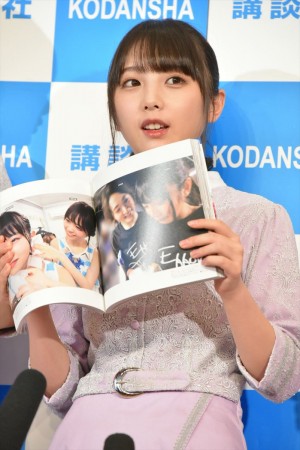 『乃木撮 VOL.01』刊行記者会見に出席した乃木坂46の与田祐希