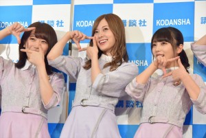 『乃木撮 VOL.01』刊行記者会見に出席した乃木坂46の白石麻衣、松村沙友理、秋元真夏、与田祐希、大園桃子