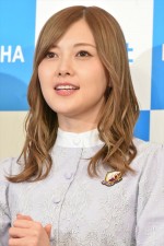 『乃木撮 VOL.01』刊行記者会見に出席した乃木坂46の白石麻衣