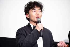 『君が君で君だ』完成披露舞台挨拶に登壇した松居大悟
