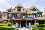 カリフォルニア州サンノゼに存在する世界的に有名な幽霊屋敷「ウィンチェスター・ミステリー・ハウス」（本物）