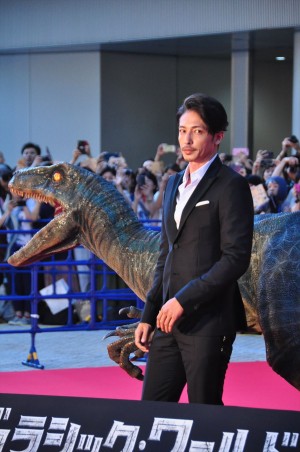 映画『ジュラシック・ワールド／炎の王国』ジャパンプレミアに登場した玉木宏
