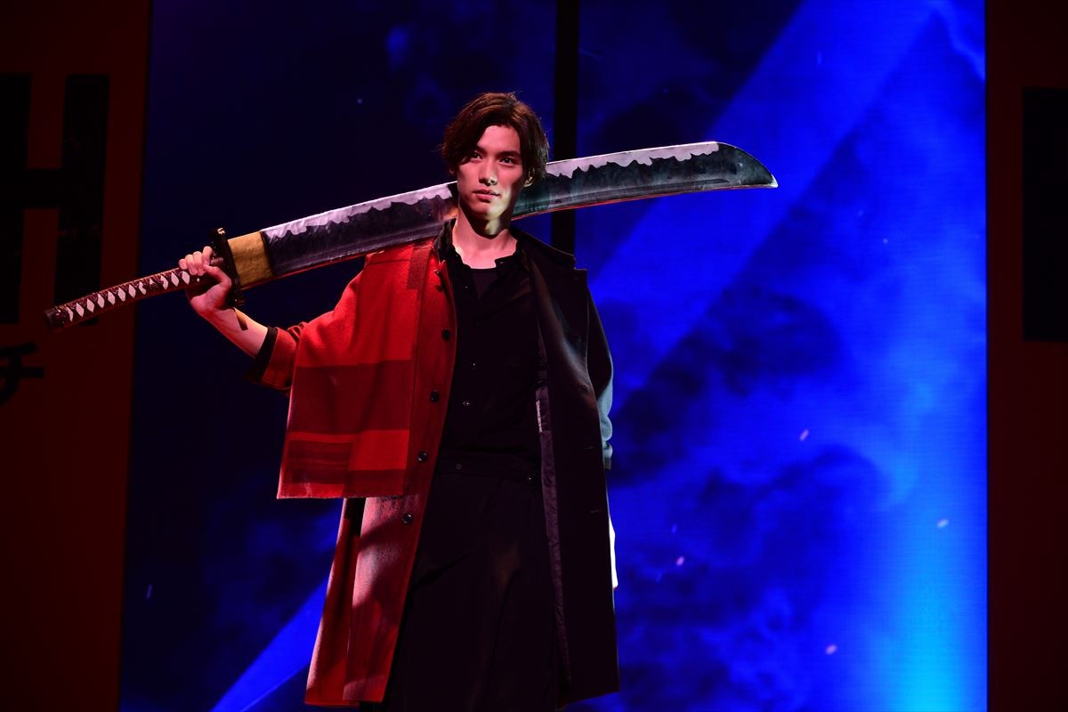 吉沢亮、福士蒼汰との戦闘シーンは「特撮ファンにはたまらない」