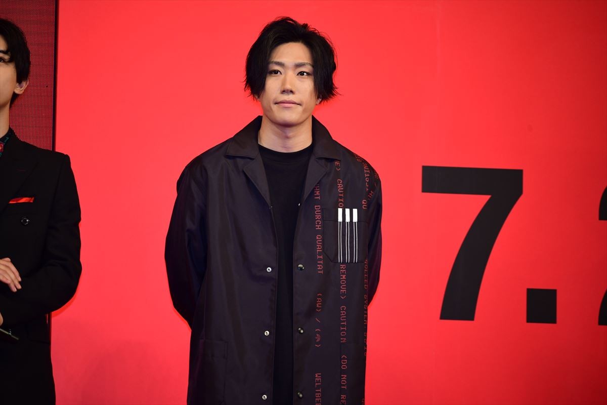 吉沢亮、福士蒼汰との戦闘シーンは「特撮ファンにはたまらない」