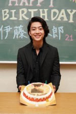 健太郎「今日から俺は、伊藤健太郎」 21歳の誕生日に改名を発表