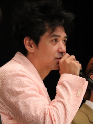 映画『パンク侍、斬られて候』初日舞台挨拶に登壇した村上淳