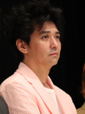 映画『パンク侍、斬られて候』初日舞台挨拶に登壇した村上淳