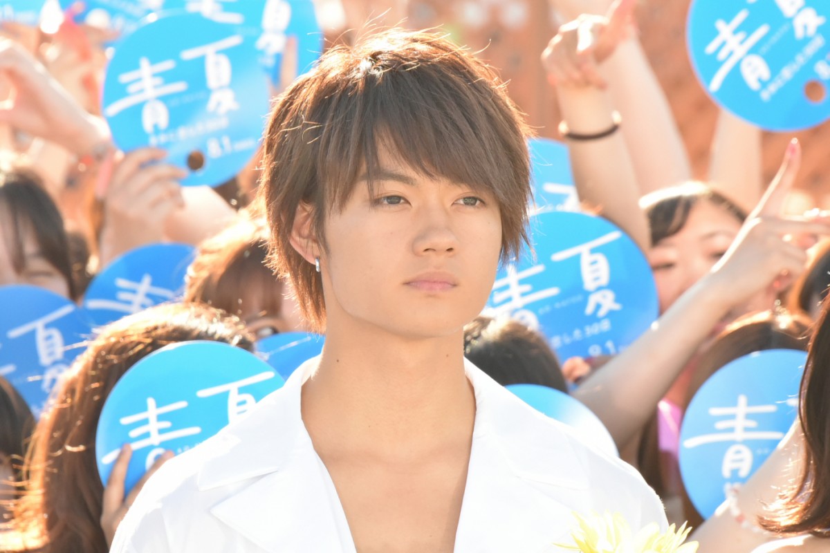 佐野勇斗、水鉄砲の集中砲火浴びて夏満喫「スゴい気持ち良かった」