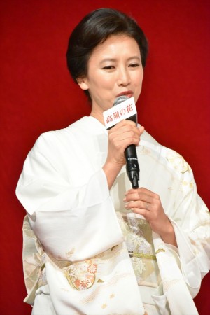 ドラマ『高嶺の花』記者会見に出席した戸田菜穂