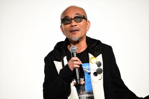 『ペンギン・ハイウェイ』完成披露舞台挨拶に登壇した竹中直人