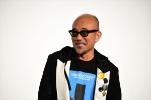 『ペンギン・ハイウェイ』完成披露舞台挨拶に登壇した竹中直人