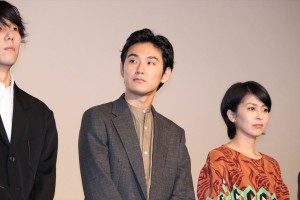 映画『泣き虫しょったんの奇跡』完成披露舞台挨拶に登壇した松田龍平