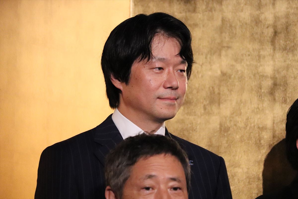 野田洋次郎、松田龍平とサッカー日本戦観戦するも「失敗だった」と嘆き