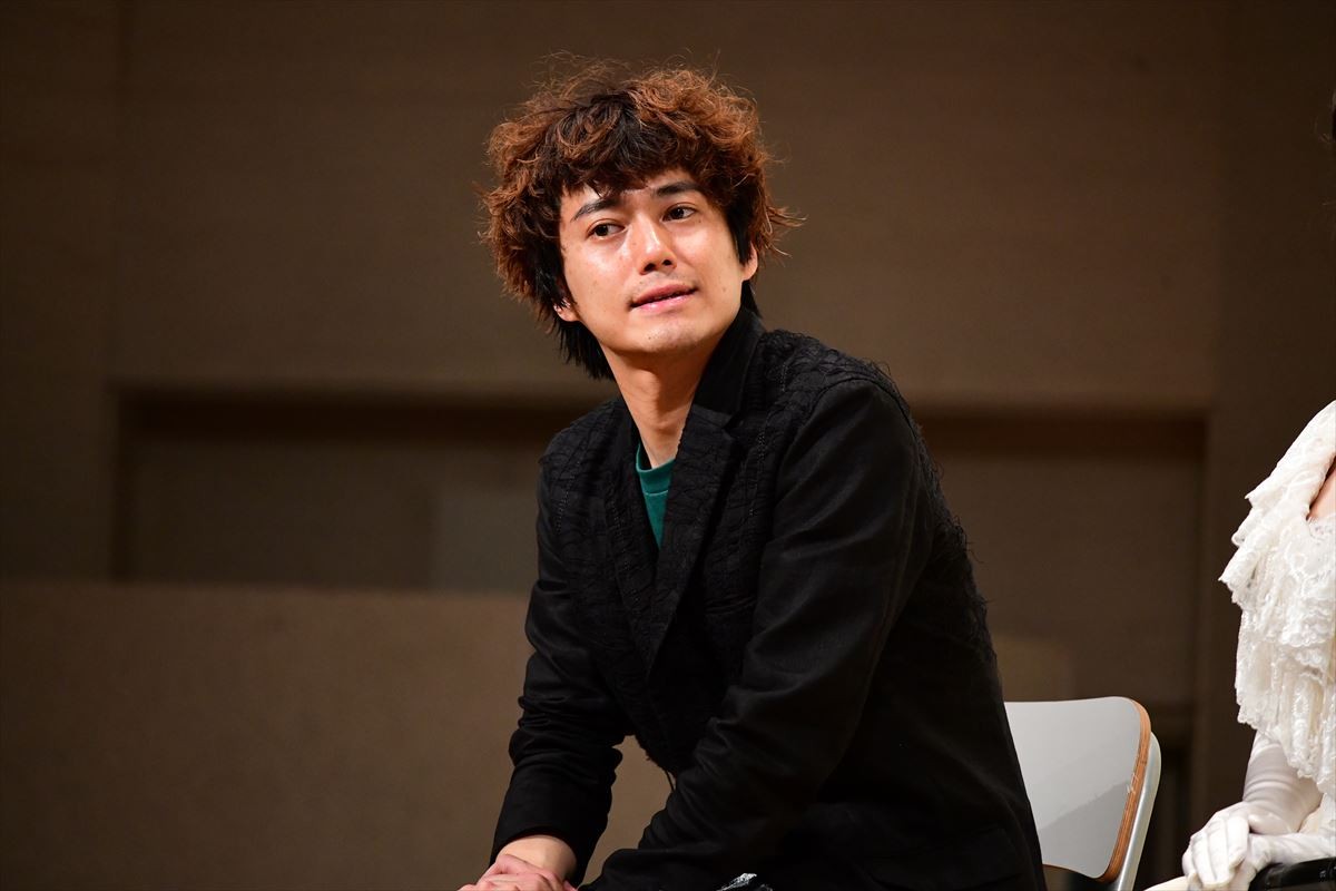 『ピーターパン』初出演のISSA、自身の成長は「中二で止まってる」