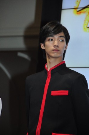 ドラマ25『インベスターZ』記者会見に登場した清水尋也