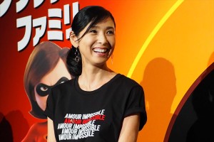 『インクレディブル・ファミリー』完成披露舞台挨拶イベントに登壇した黒木瞳