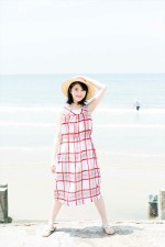 『浜辺美波　2019カレンダーブック』公開カット