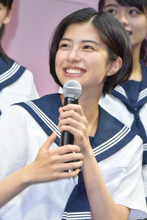 『チア☆ダン』特別試写会＆舞台挨拶に登壇した佐久間由衣