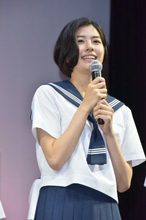 『チア☆ダン』特別試写会＆舞台挨拶に登壇した佐久間由衣