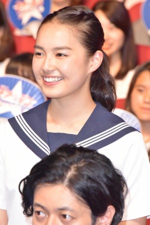 『チア☆ダン』特別試写会＆舞台挨拶に登壇した箭内夢菜