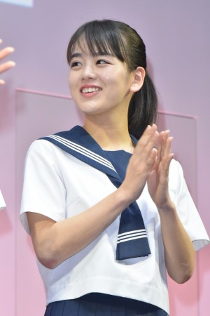 『チア☆ダン』特別試写会＆舞台挨拶に登壇した伊原六花