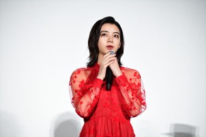 『ルームロンダリング』公開初日舞台挨拶に登壇した池田エライザ