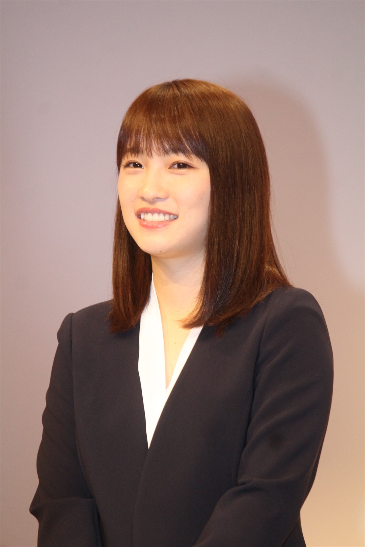 吉岡里帆、川栄李奈の存在が現場での励みと告白「こんな子いないぞ」