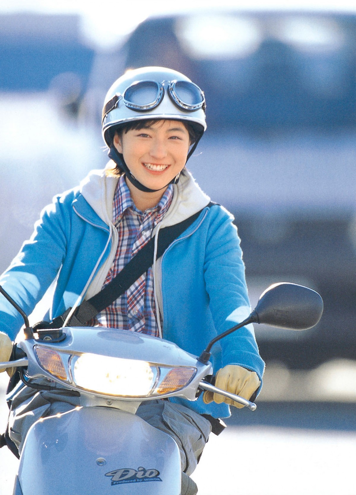 広末涼子伝説の写真集が、未公開カットと共に20年ぶりによみがえる！