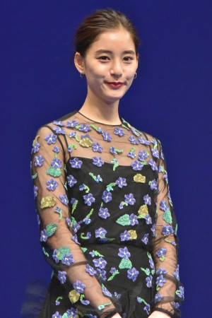 映画『コード・ブルー』完成披露試写会に登壇した新木優子