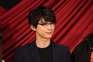 ドラマ24『GIVER 復讐の贈与者』記者会見に登場した吉沢亮