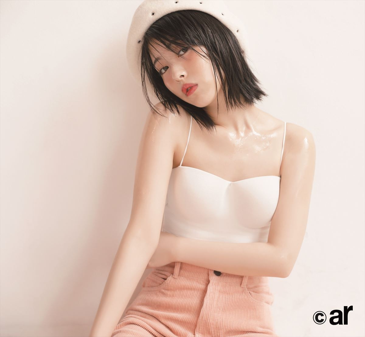 浜辺美波、17歳の恋愛＆デート観を告白　竹内涼真とのツーショットも