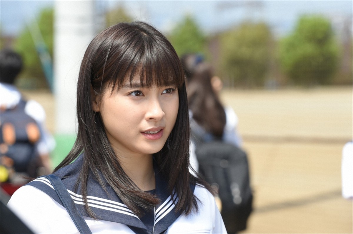 今夜スタート『チア☆ダン』、土屋太鳳がチアダンス部設立へ動き出す