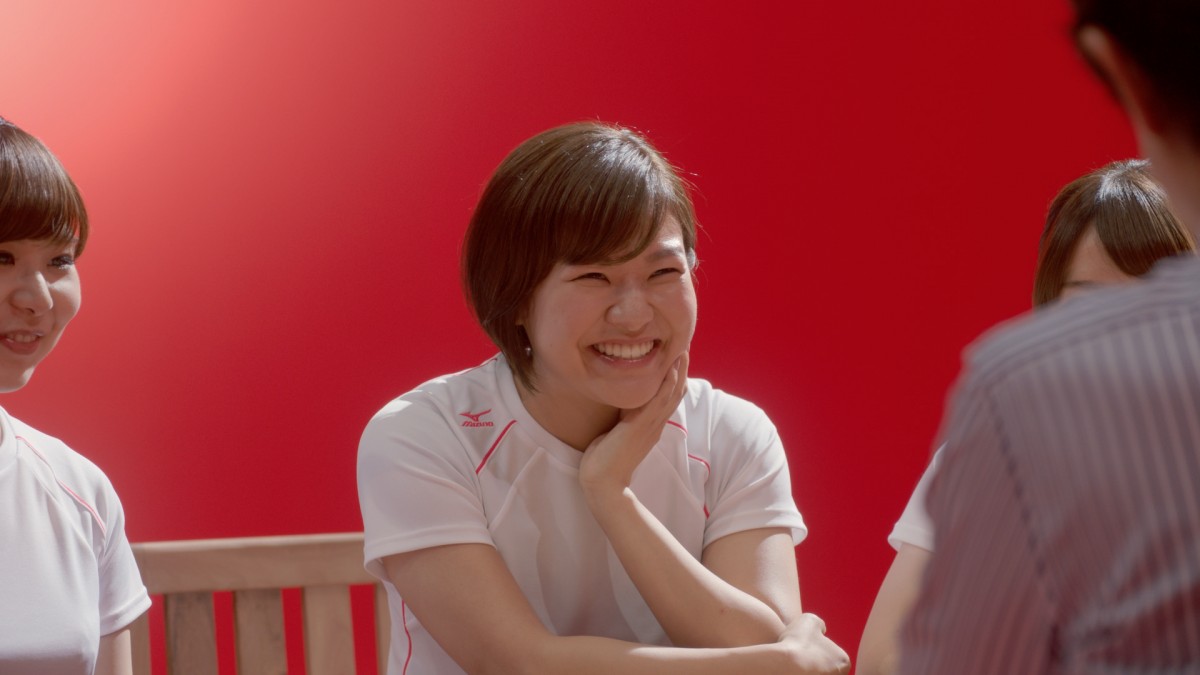 カーリング女子『LS北見』初CM出演　江口洋介とビールで乾杯